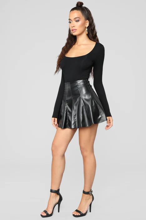 GirlVeganBlackLeatherSkirt