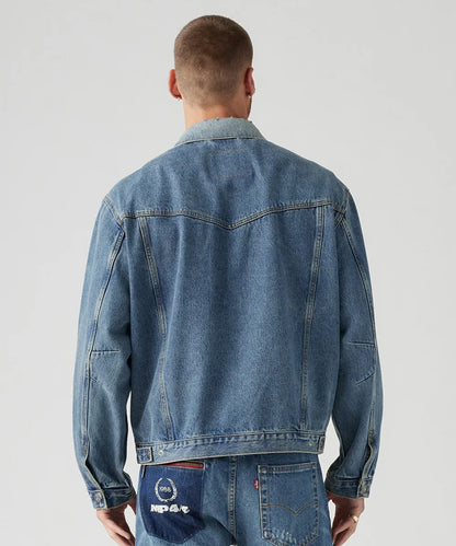Levi_sXMclarenRacingHeritageTruckerJacketForMenAndWomenOnSale