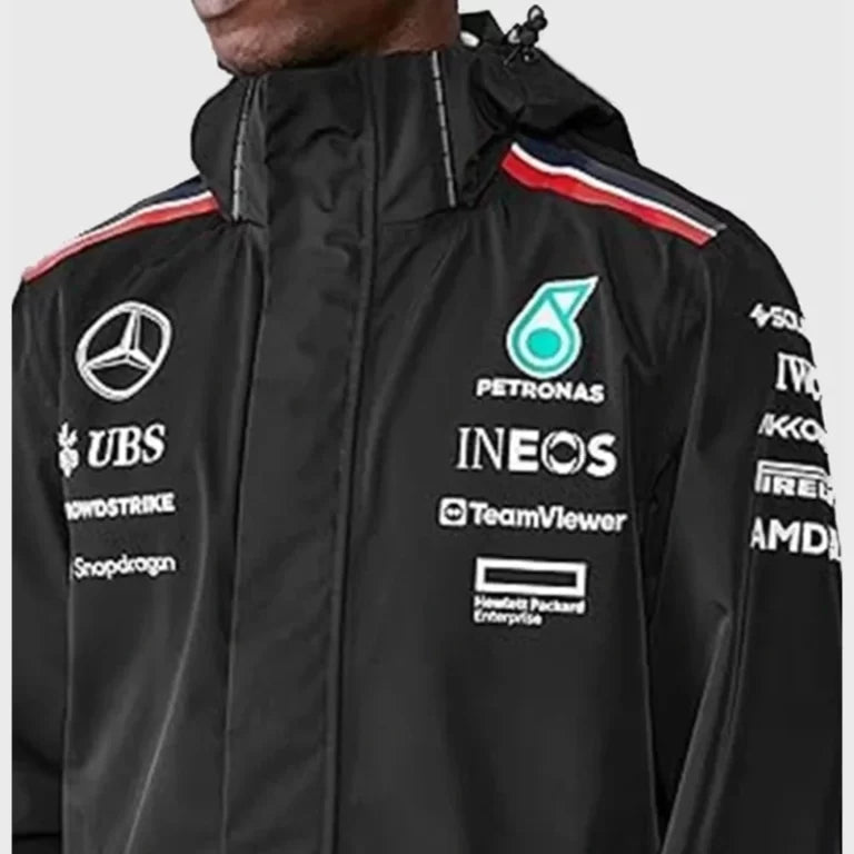 MercedesAMGPetronasF1Men_s2024TeamHoodedBlackRainJacket