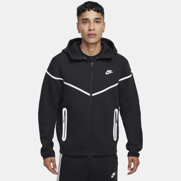 NikeTechWindrunnerMen_sReflectiveDesignDetailsFleeceFull-ZipJacketBlack