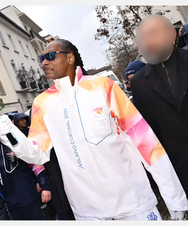 American Rapper Snoop Dogg Olympic Winter Games 2026 Milano Cortina Torchbearer White Jacket