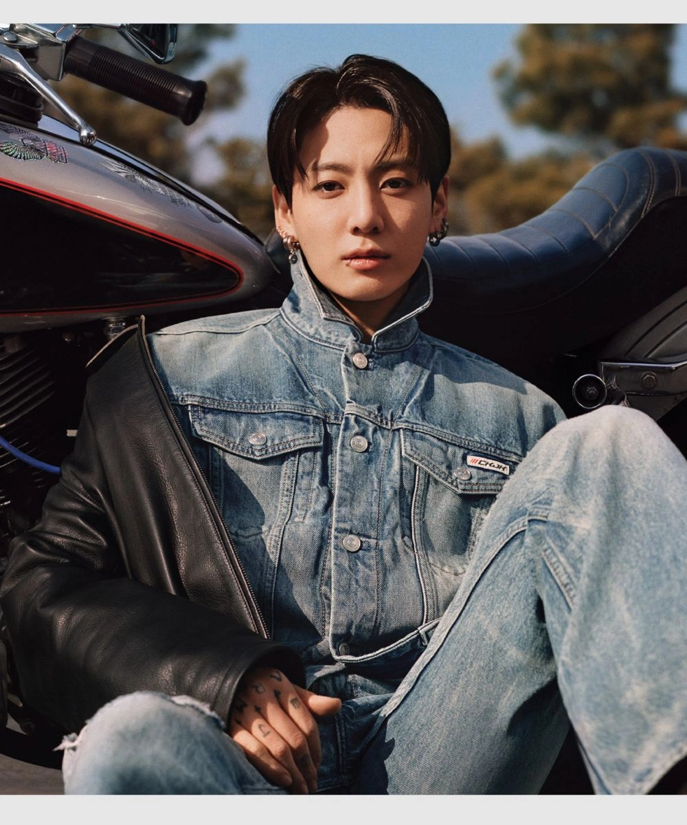 Singer Jungkook Calvin Klein 90s Denim Trucker Jacket Blue
