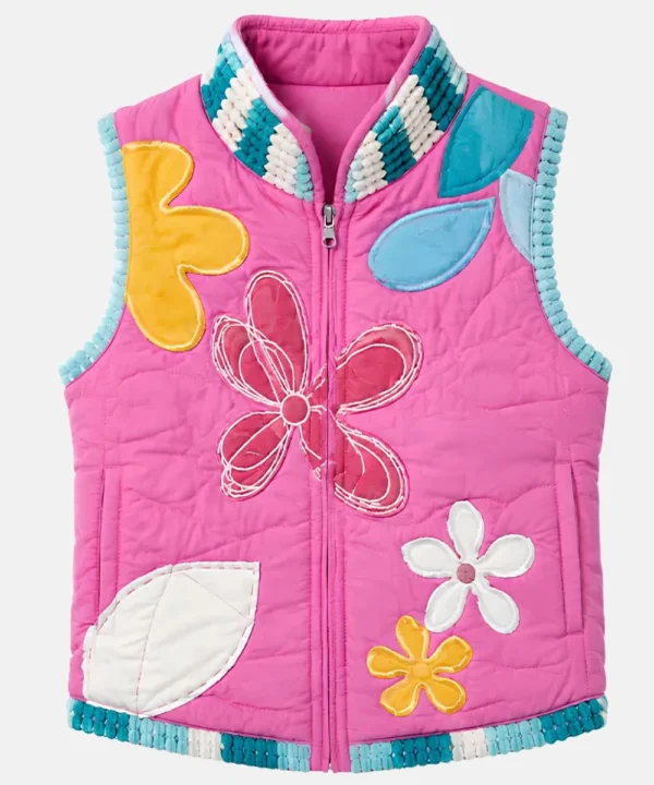 American Actress Lexi Minetree Elle Season 1 Pink Floral Vest